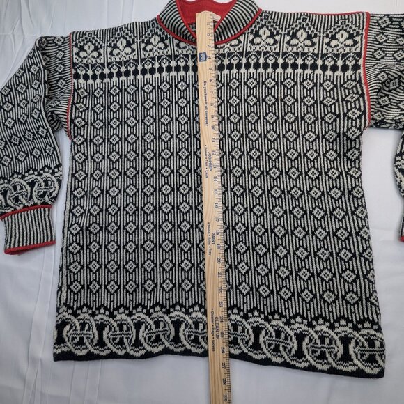 Vintage Hand Made Norwegian Wool Sweater by Vigdis Design Size XL - Picture 4 of 6